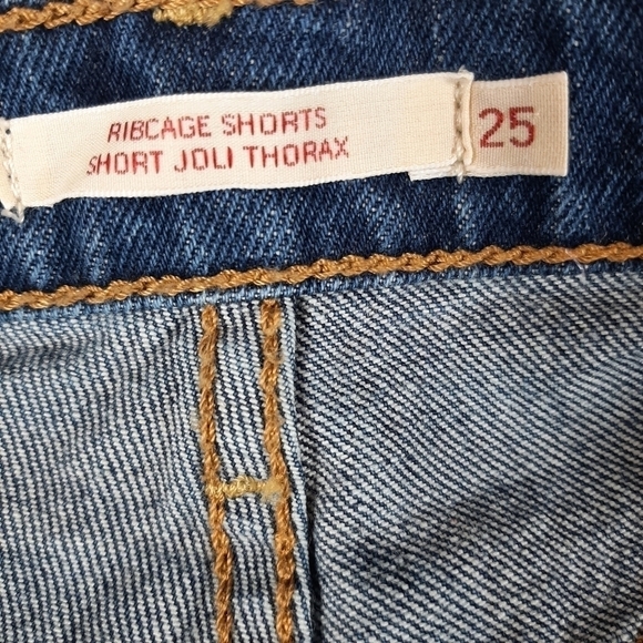 Levi's Ribcage Denim Shorts High Rise Buttonfly Distressed Size 25​​​​​​​​​​​​​ - Picture 8 of 14